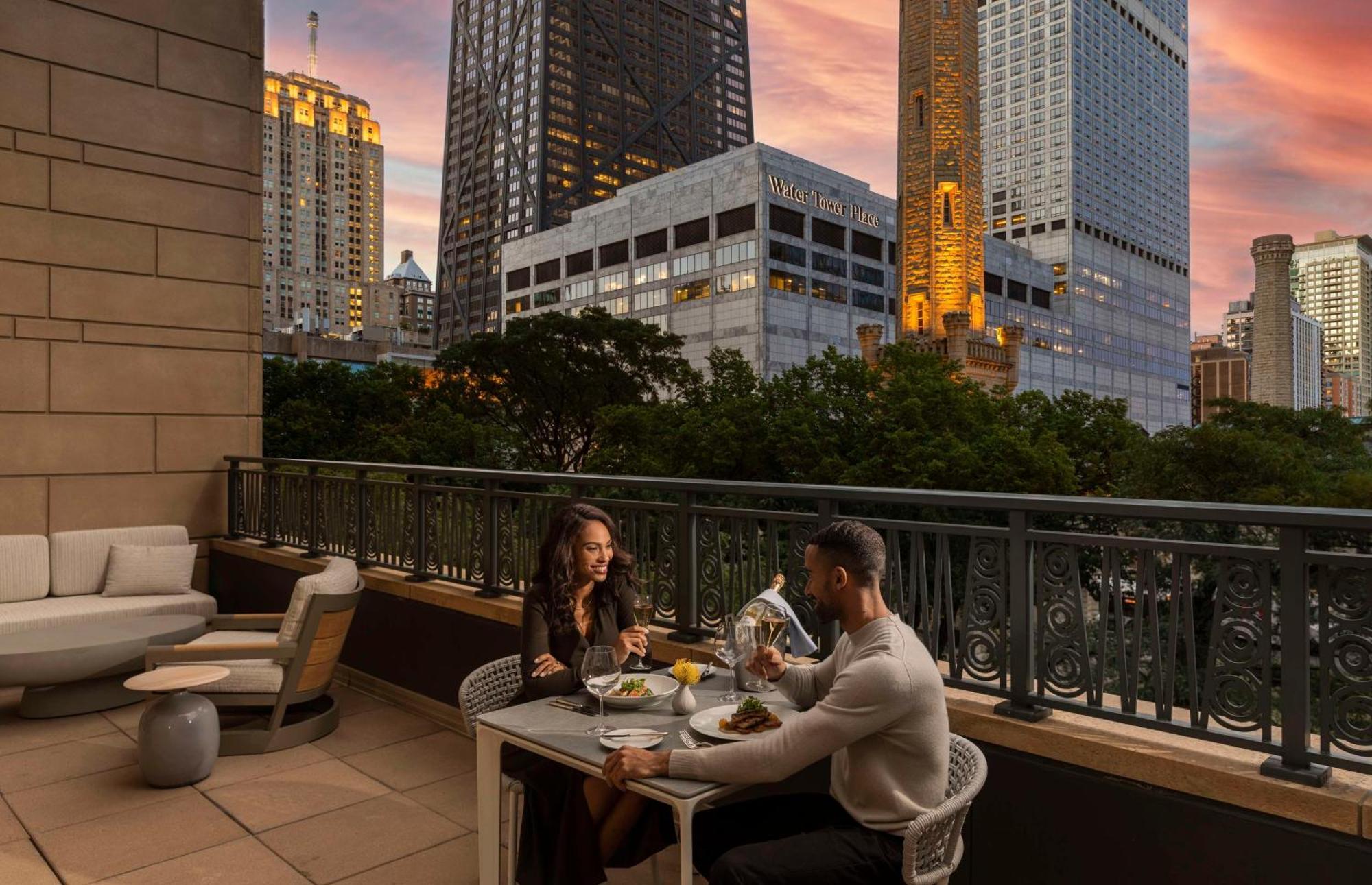 Park Hyatt Chicago Hotel Exterior photo